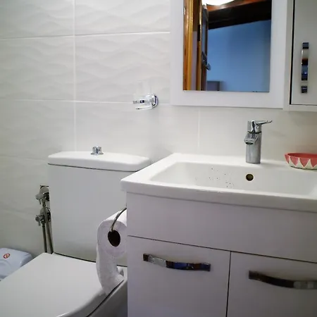 Kusadasi Merkezde Villa فيلة كوشاداسيه